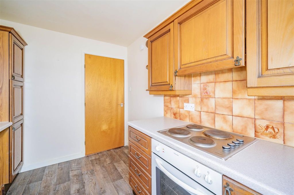 Additional image 6 of 2 bed flat for saleOgilvie Court, Broughty Ferry, Dundee DD5