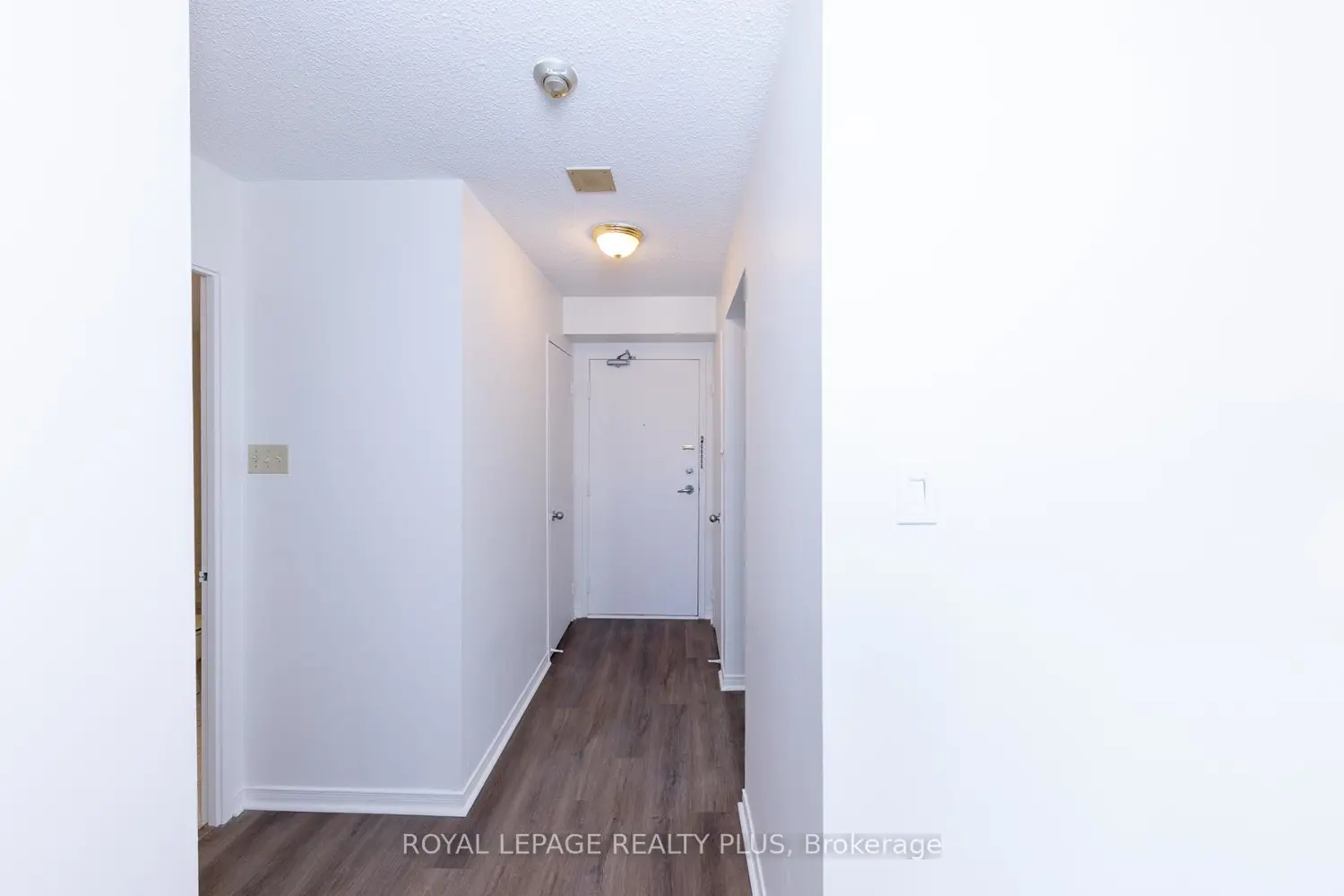 Additional image 3 of 75 King Street 607