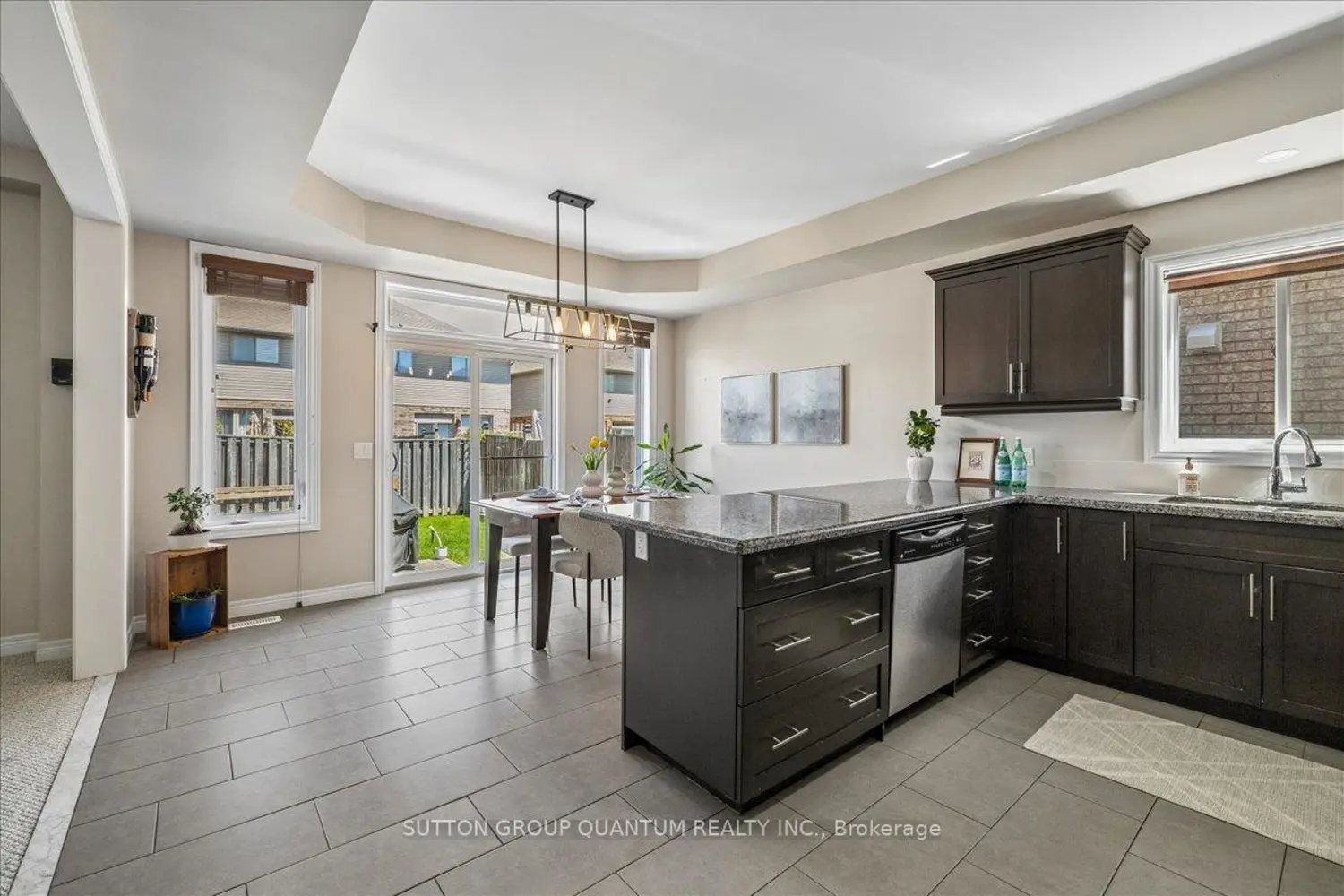 Additional image 5 of 92 Garinger Crescent