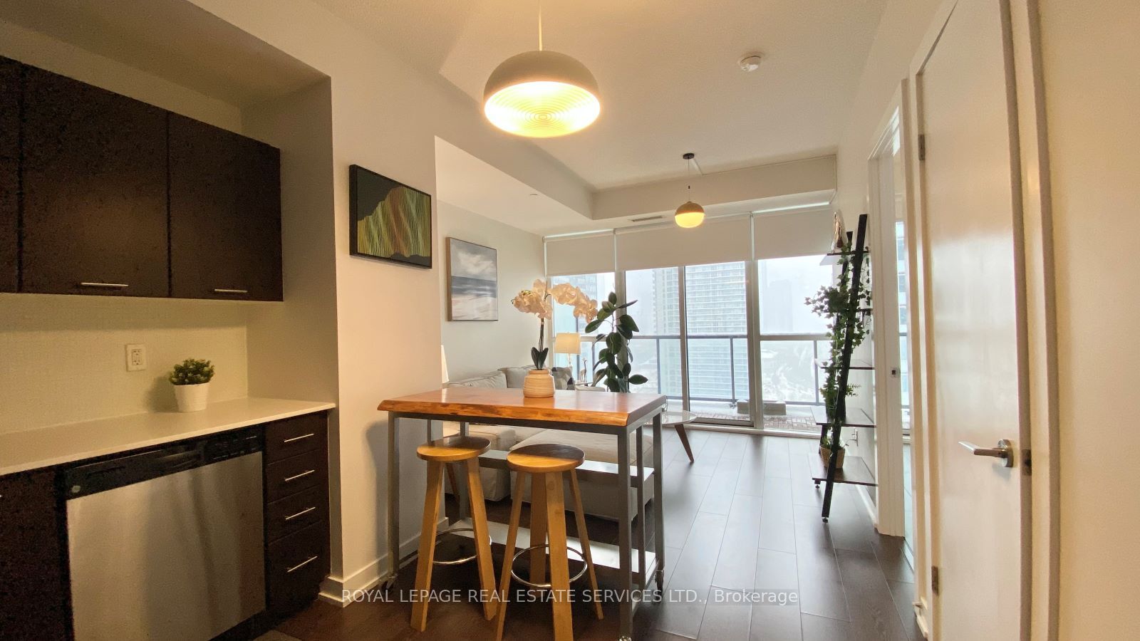 Additional image 5 of 2107-20 Bruyeres Mews, Toronto, ON, M5V 0G8
