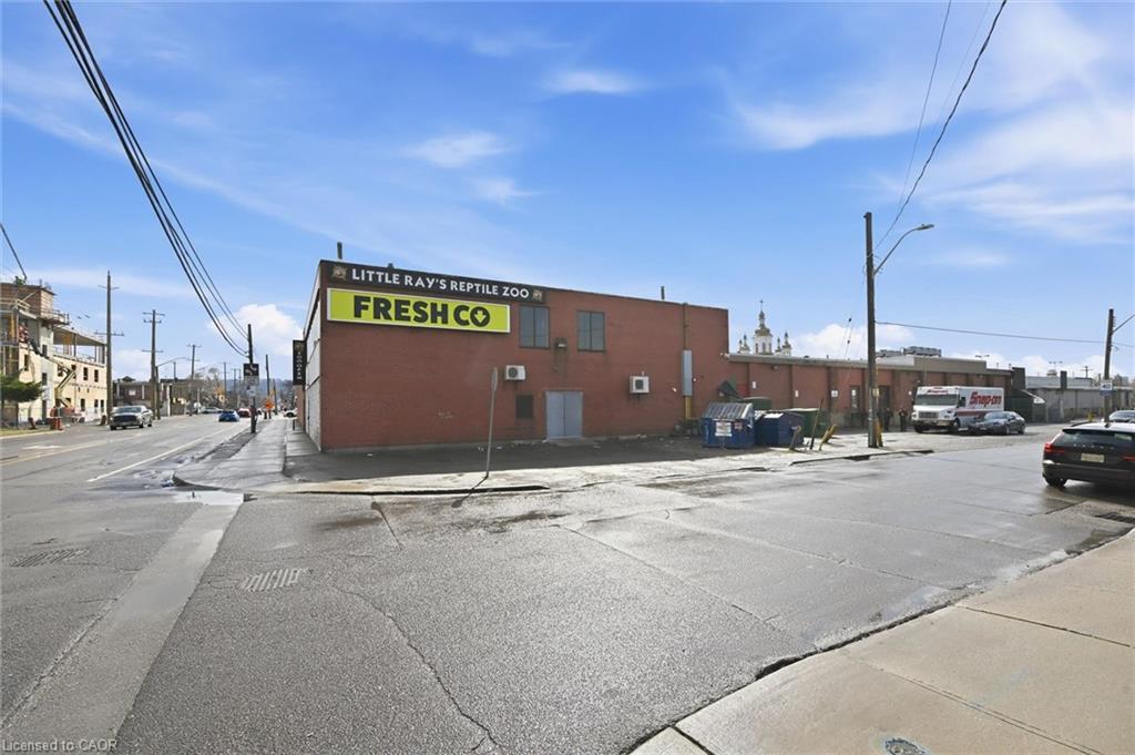 Additional image 2 of 869 Barton Street E, Hamilton, ON, L8L 3B4