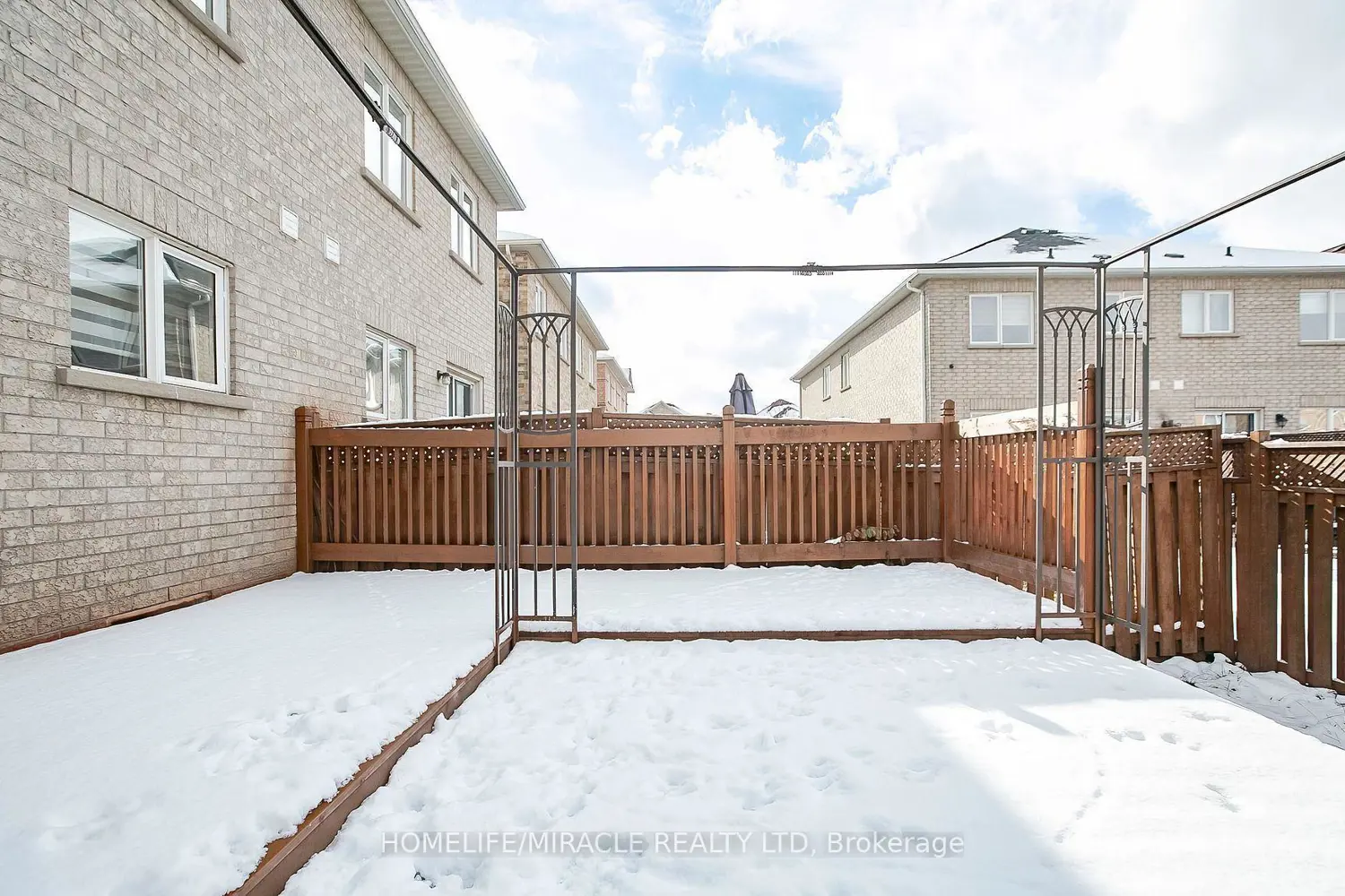 Additional image 17 of 29 Dewridge Court