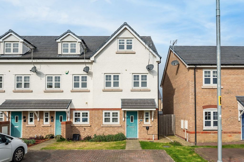 3 bed end terrace house for salePlas Hesketh, Abergele LL22
