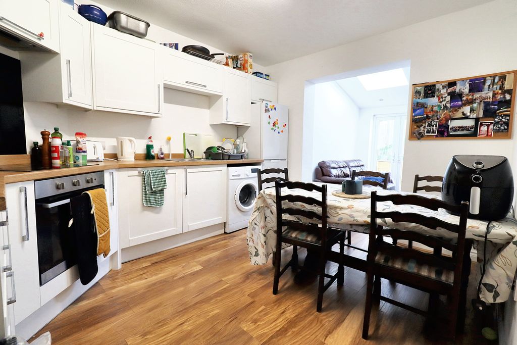 Additional image 3 of 5 bed semi-detached house to rentIvy Avenue, Bath BA2