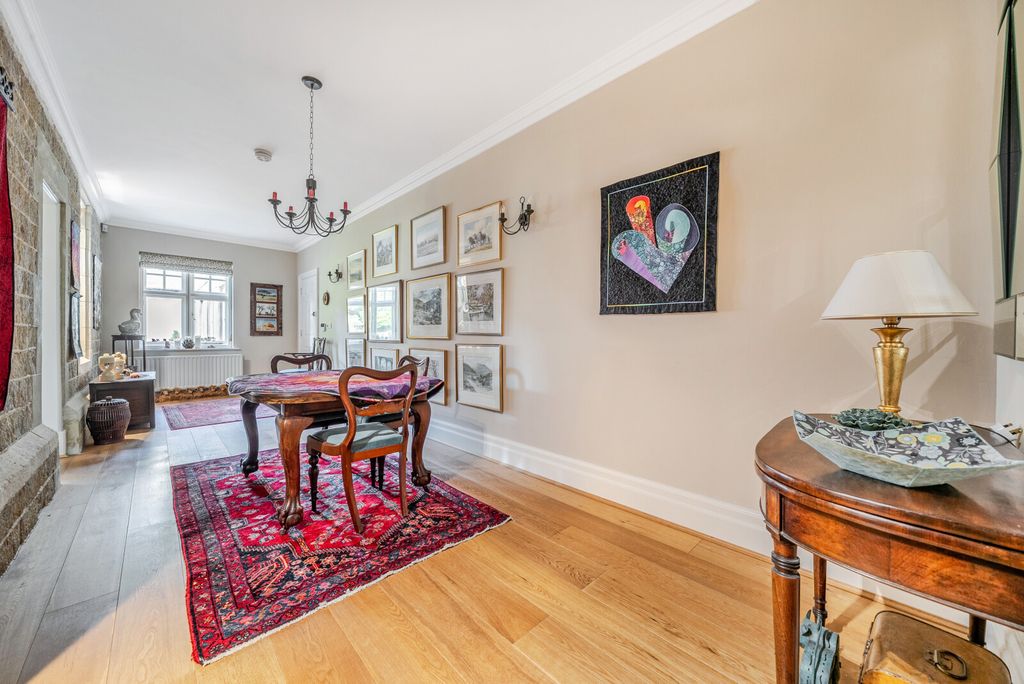 Additional image 14 of 2 bed flat for saleWoolmer Lane, Bramshott, Liphook GU30