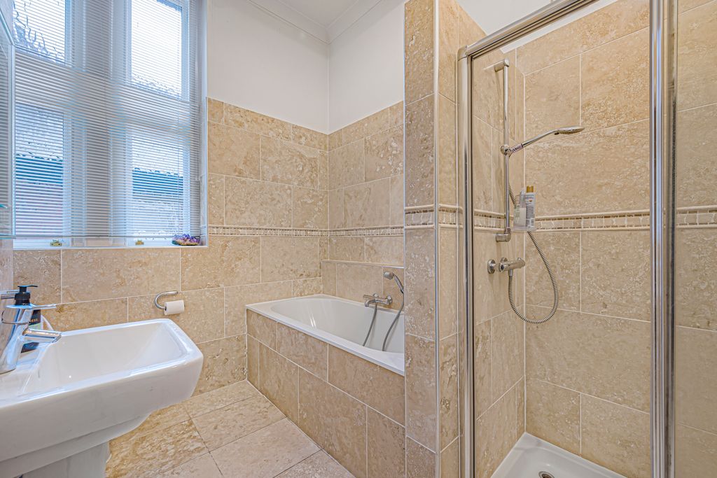 Additional image 19 of 3 bed flat for saleBeechfield Road, Alderley Edge, Cheshire SK9