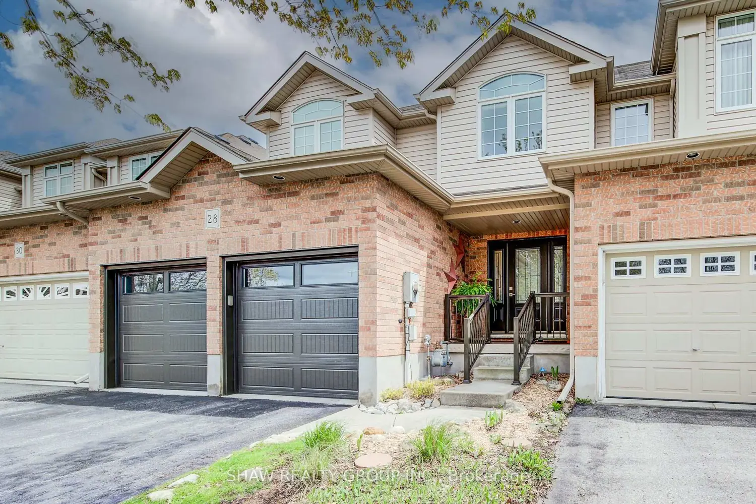 28 Walker Way photo 2