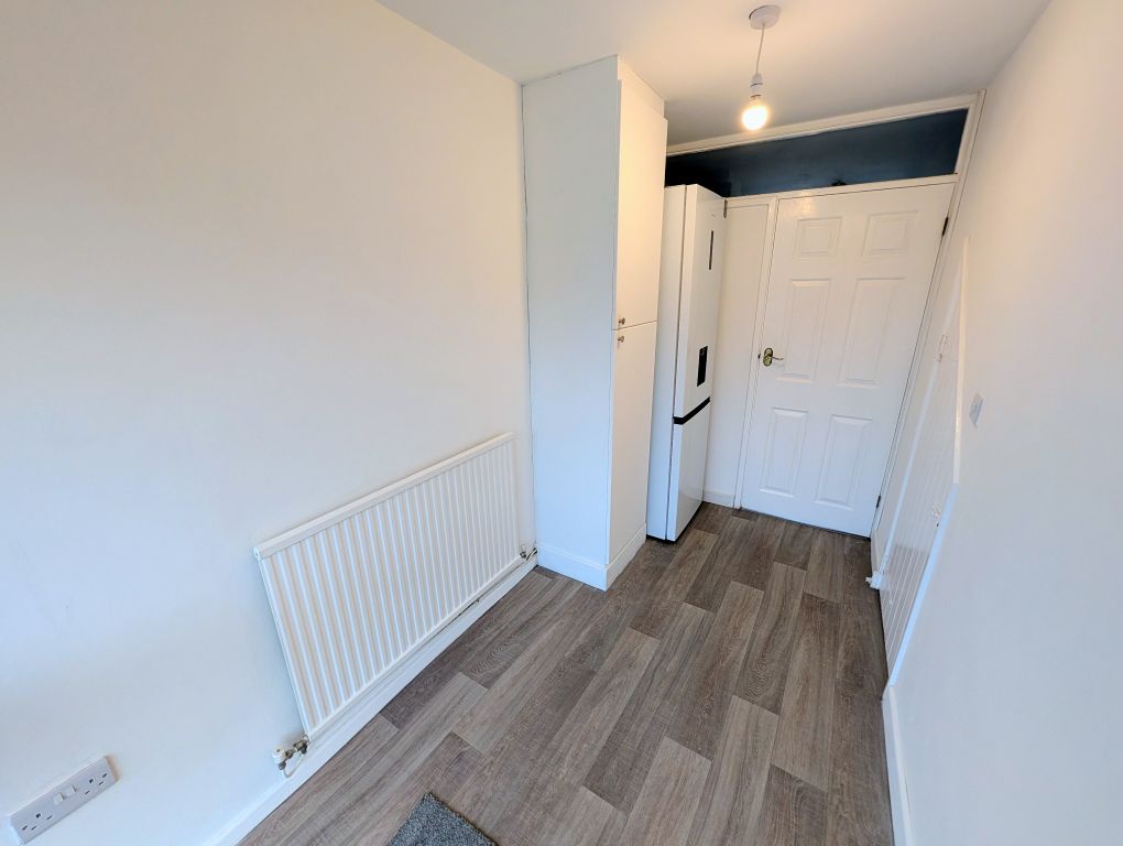 Additional image 4 of 3 bed terraced house to rentHendre Farm Drive, Newport NP19