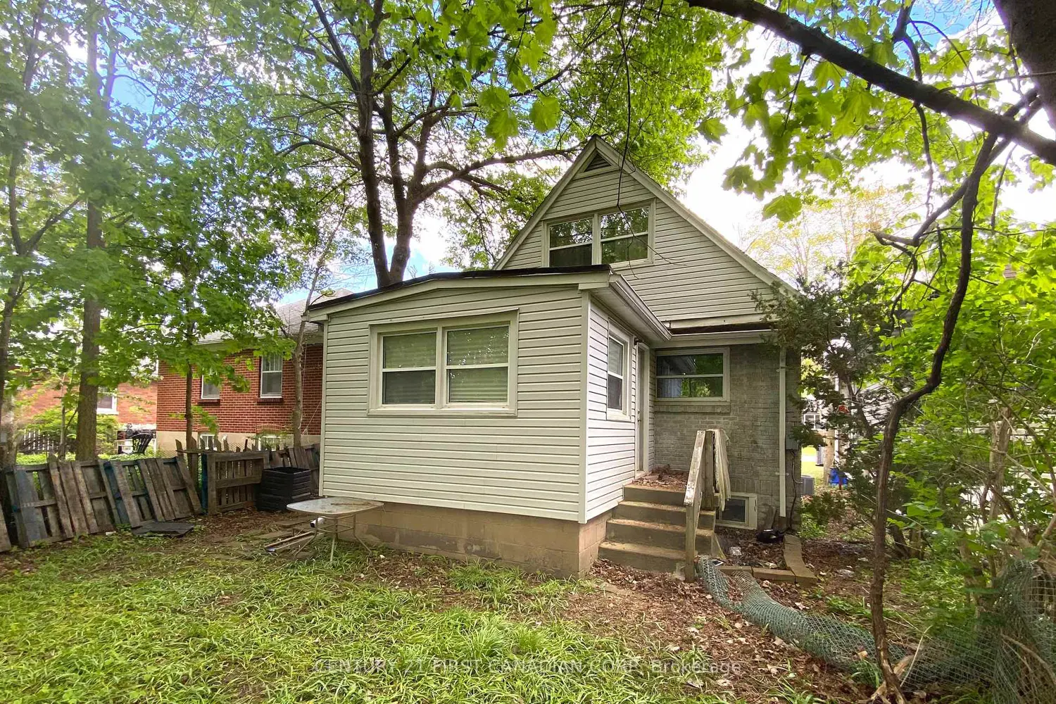 Additional image 18 of 233 Bernard Avenue