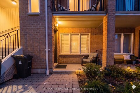 Additional image 8 of 102-128 Aerodrome Crescent, Toronto, ON, M4G 4J2