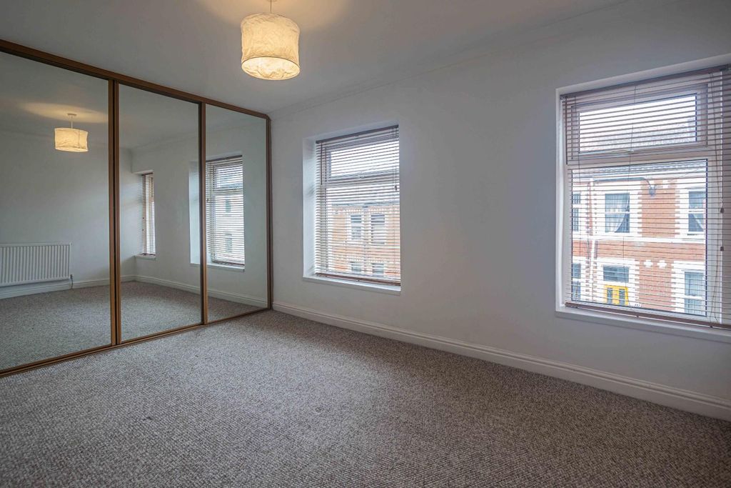 Additional image 5 of 2 bed terraced house to rentHarriet Street, Penarth CF64