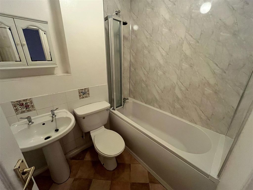 Additional image 9 of 2 bed semi-detached house to rentWare Road, Caerphilly CF83