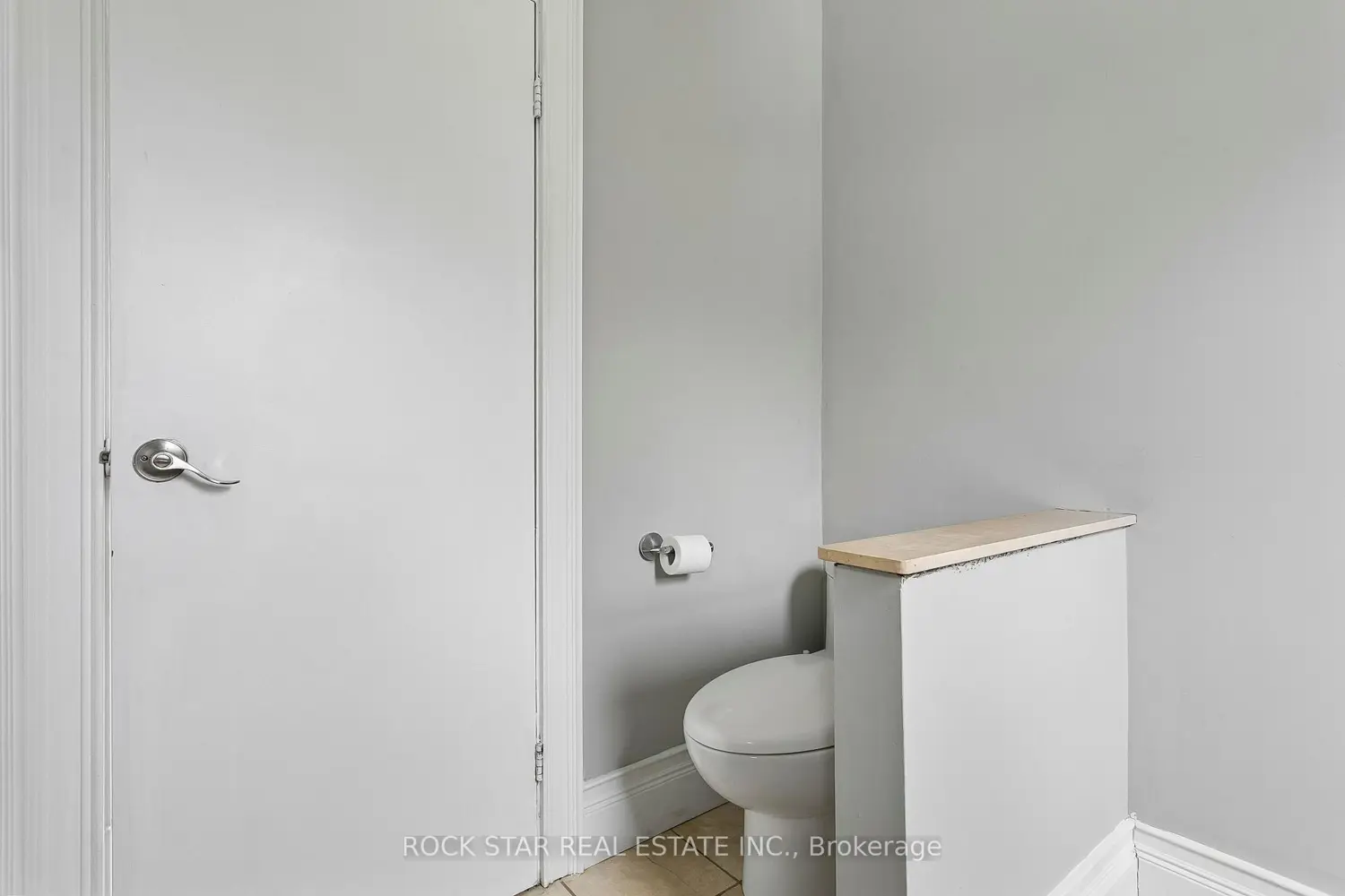 379 Ontario Street photo 4