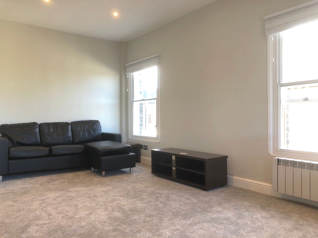 Additional image 2 of 2 bed flat to rentSt. Johns Street, Bury St. Edmunds IP33