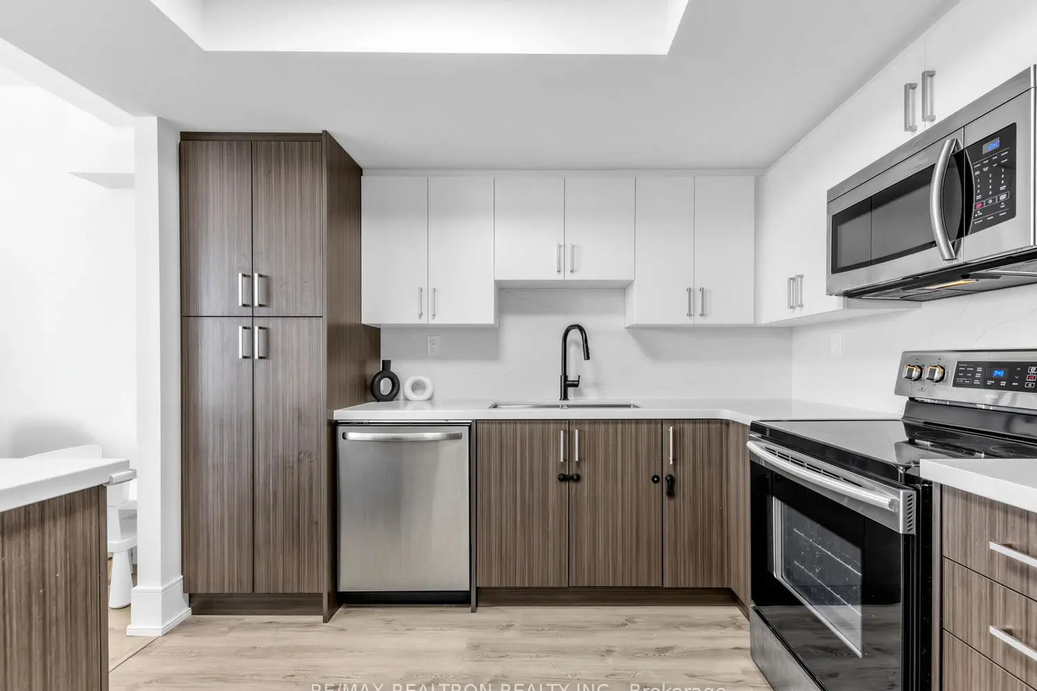 Additional image 8 of 500 Glencairn Avenue 503