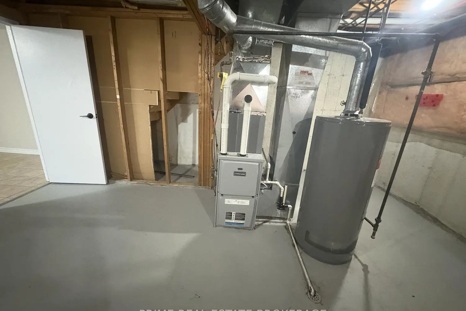 Additional image 10 of 35 Waterman Avenue 58