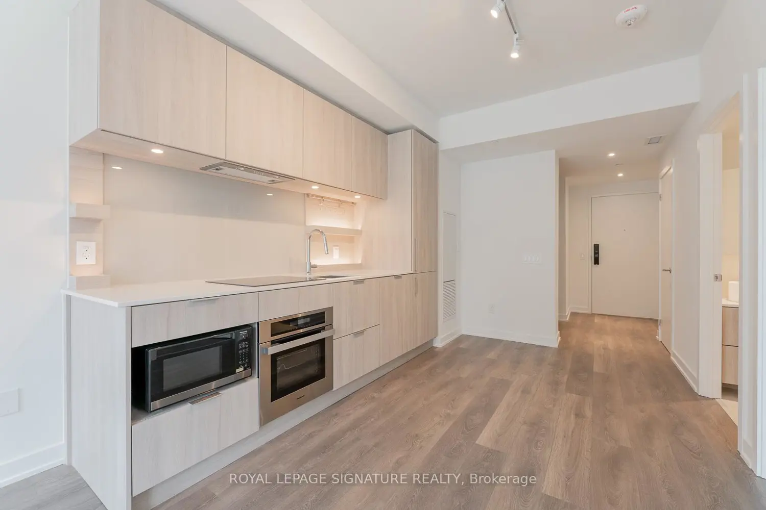 Additional image 8 of 28 Ann Street 210