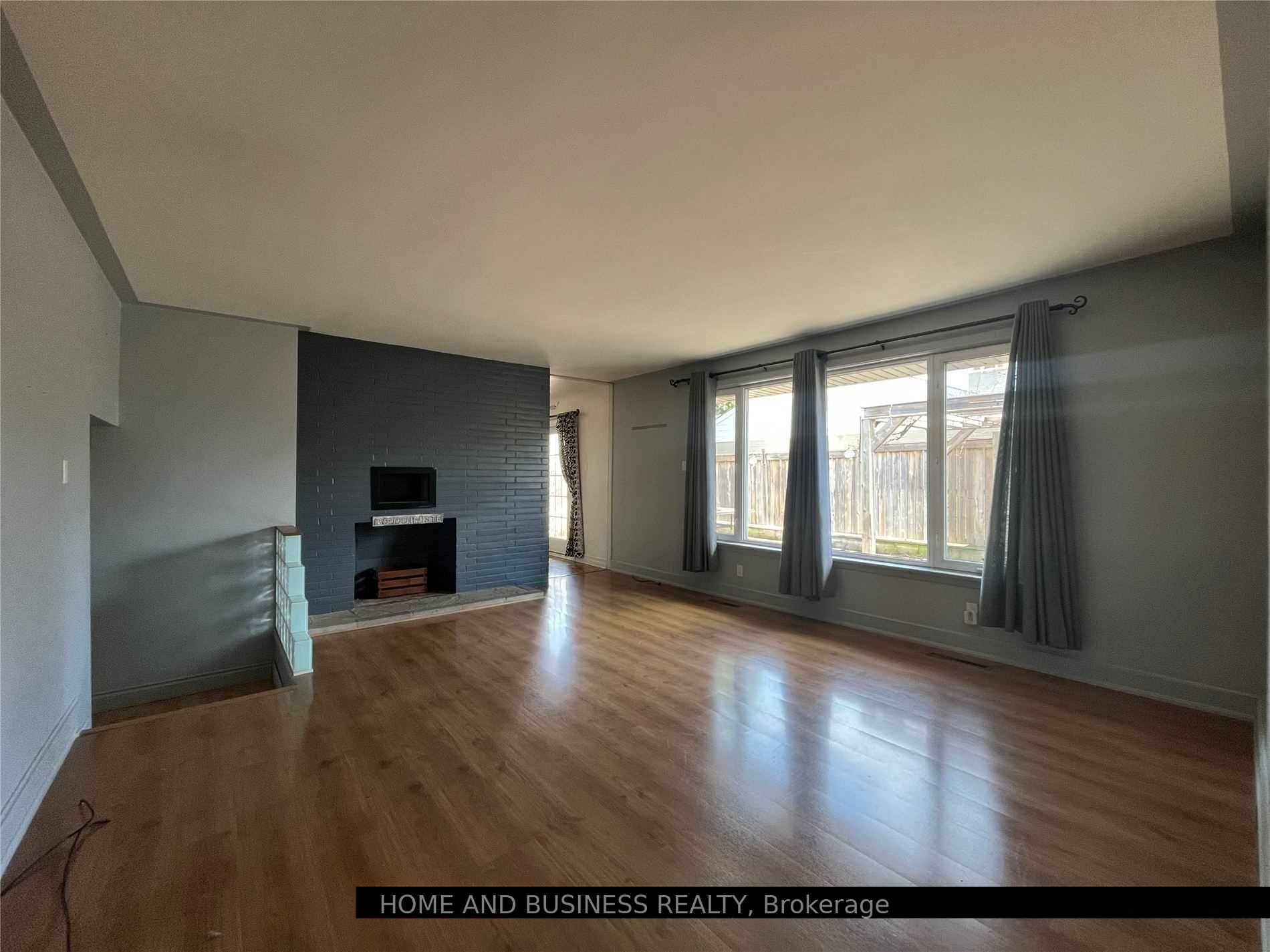 Additional image 5 of 8 Sora Drive, Mississauga, ON, L5M 1B2