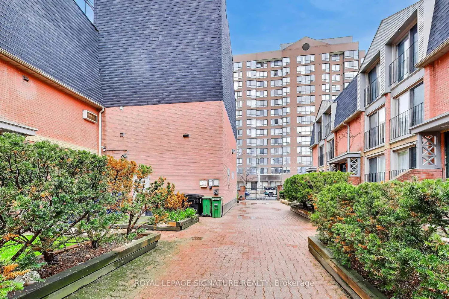 Additional image 3 of 325 Jarvis Street 18