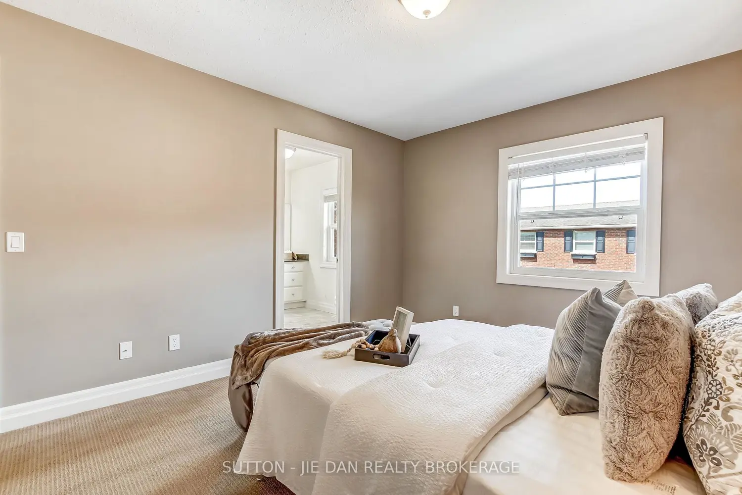 Additional image 4 of 1850 Beaverbrook Avenue 9