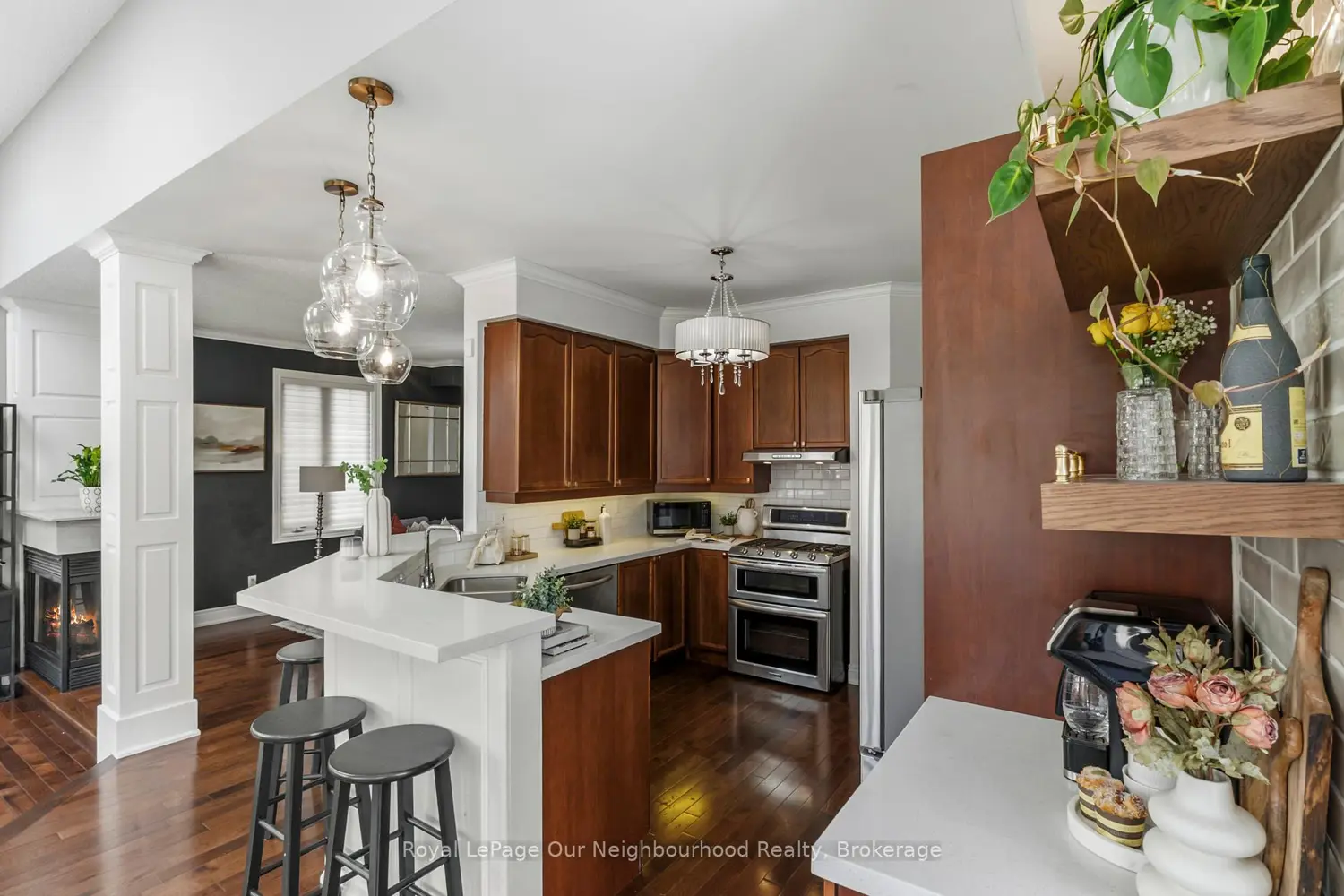 Additional image 3 of 38 Vineyard Avenue