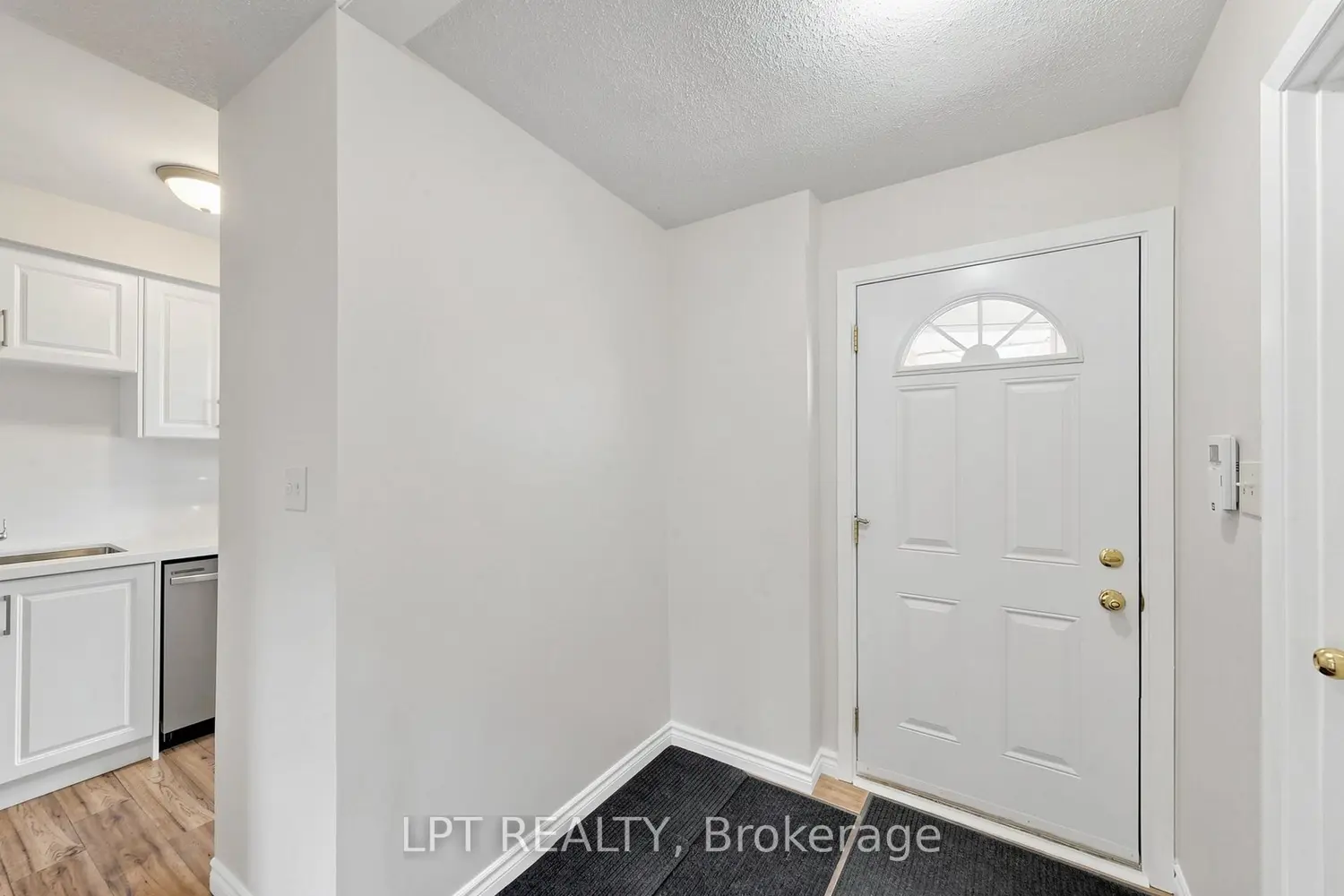 Additional image 8 of 1055 Central Pk Boulevard 32