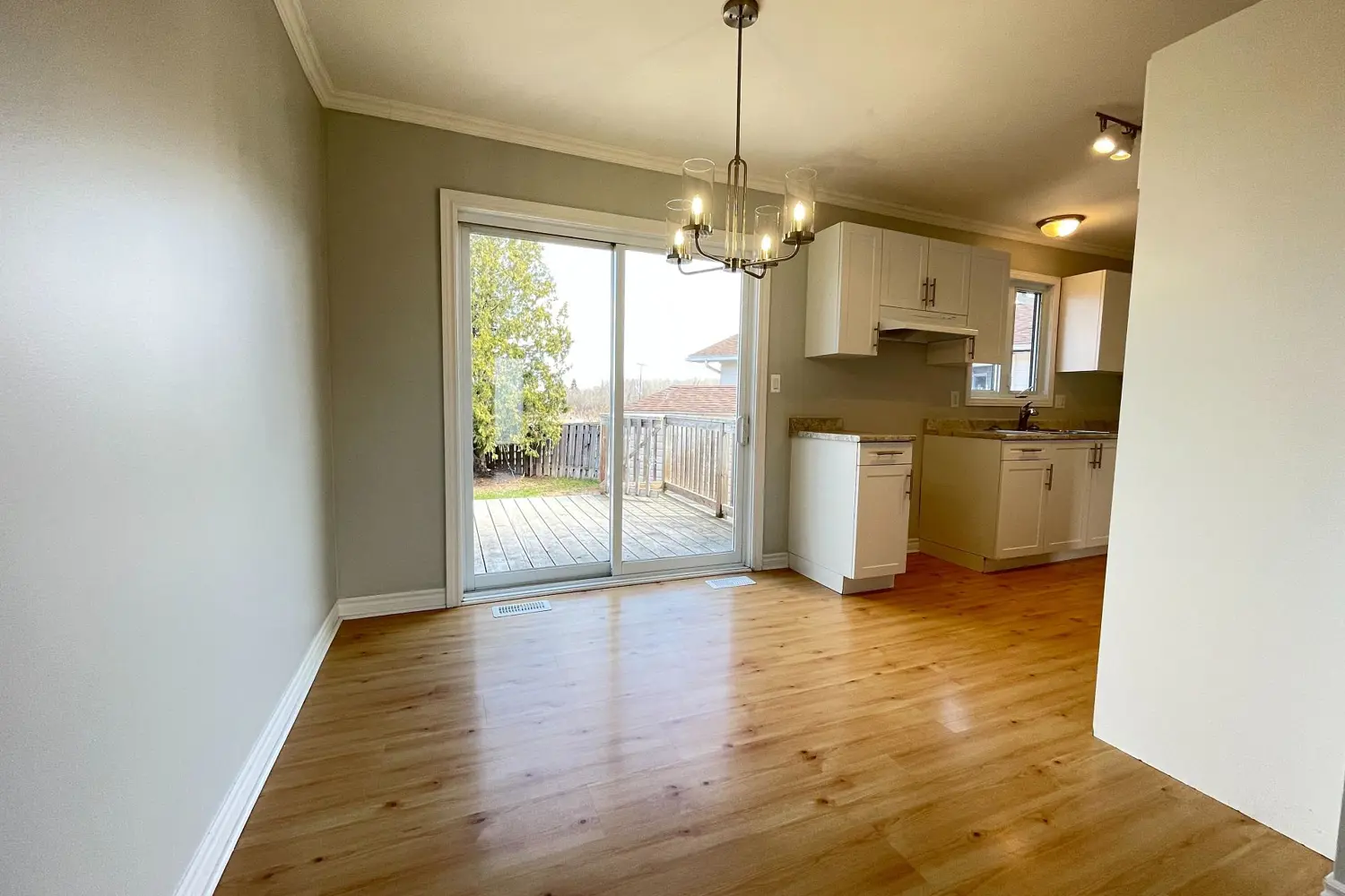 Additional image 5 of 487 Ross Avenue
