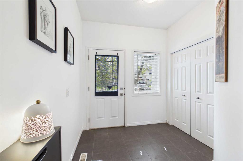 Additional image 4 of 144 Simcoe Place SW, Calgary, AB, T3H4T7