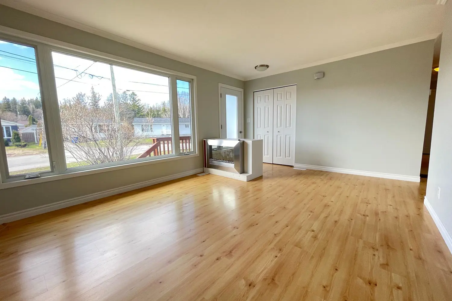 Additional image 7 of 487 Ross Avenue