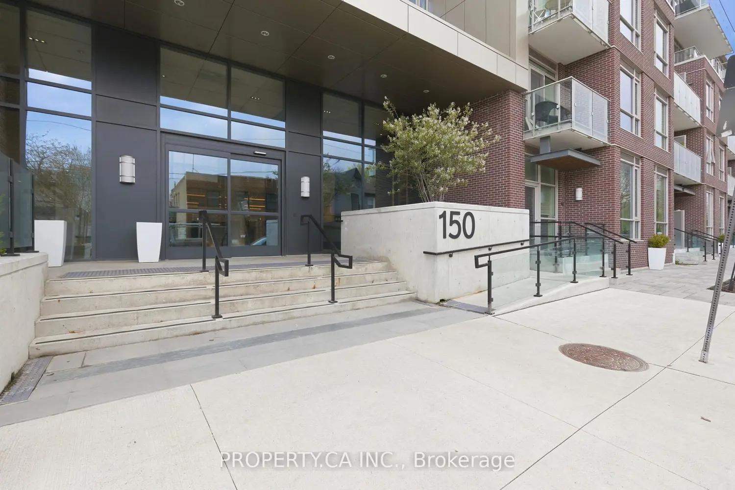 150 Logan Avenue 719 photo 2