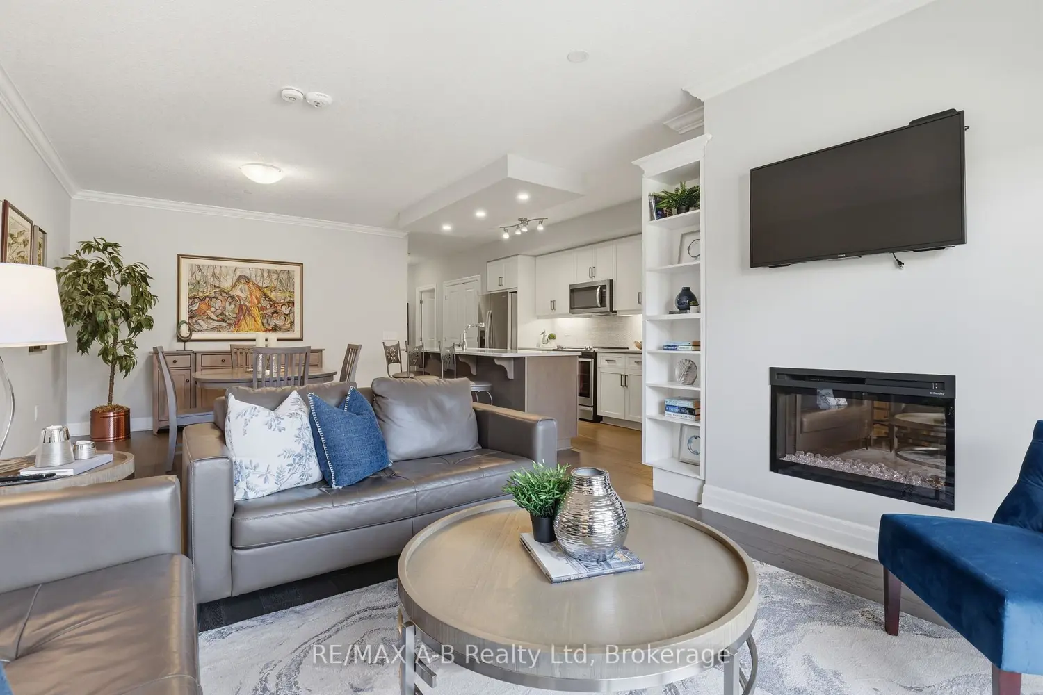 Additional image 9 of 235 John Street 208