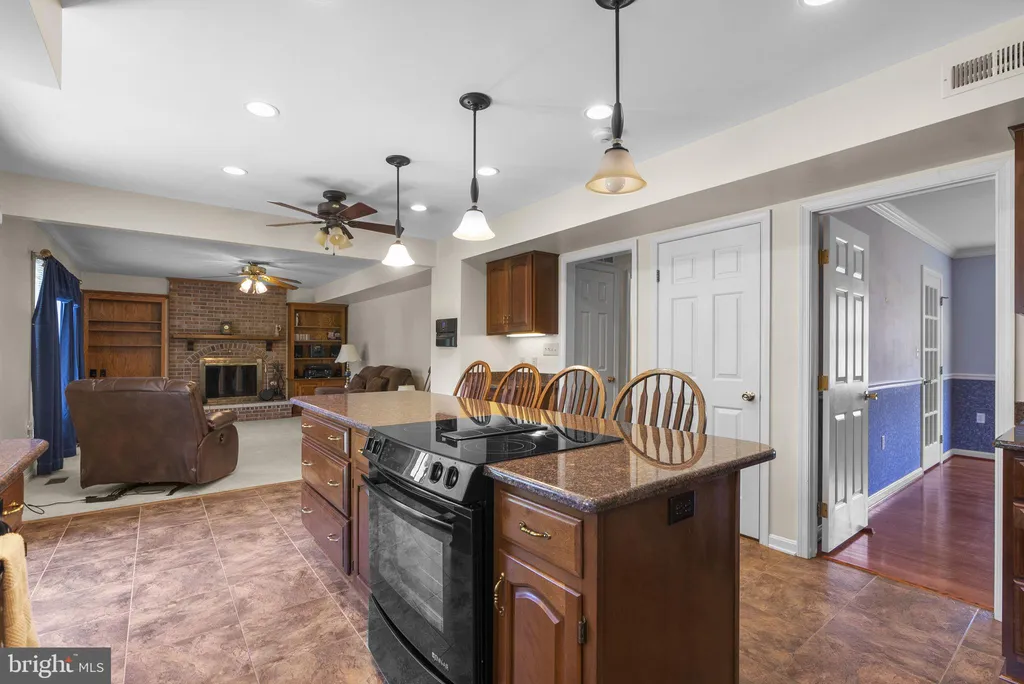 Additional image 12 of 205 Oakmanor Way, Walkersville, MD 21793