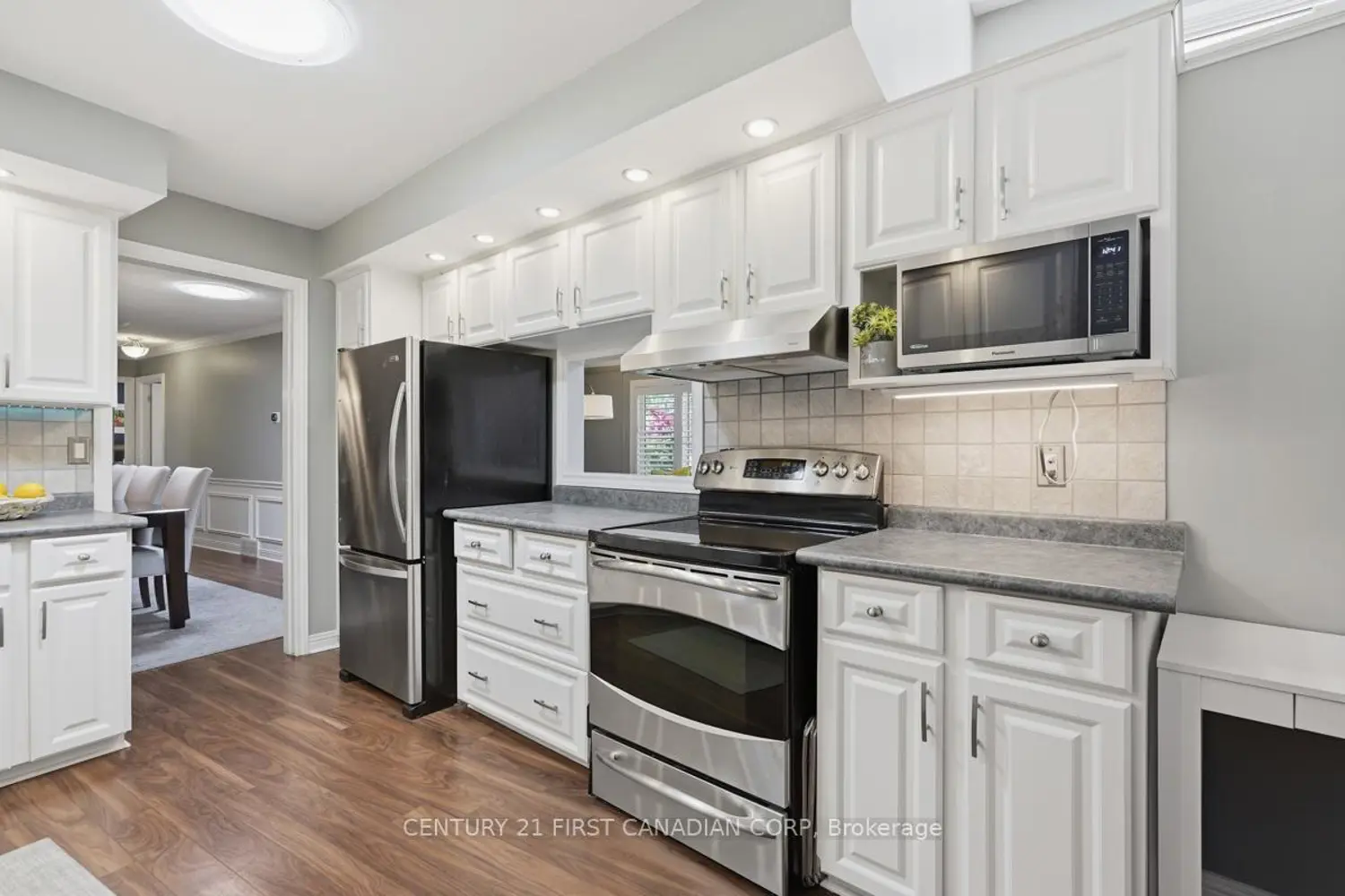 Additional image 8 of 50 Fiddlers Green Road 29