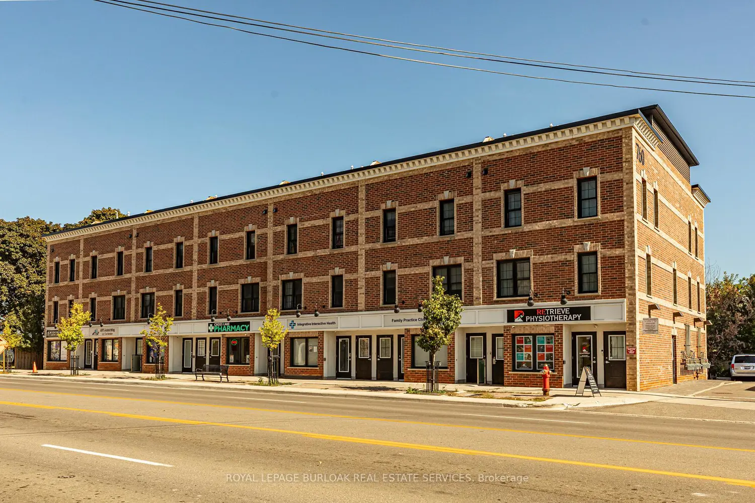 760 Lakeshore Road 213
