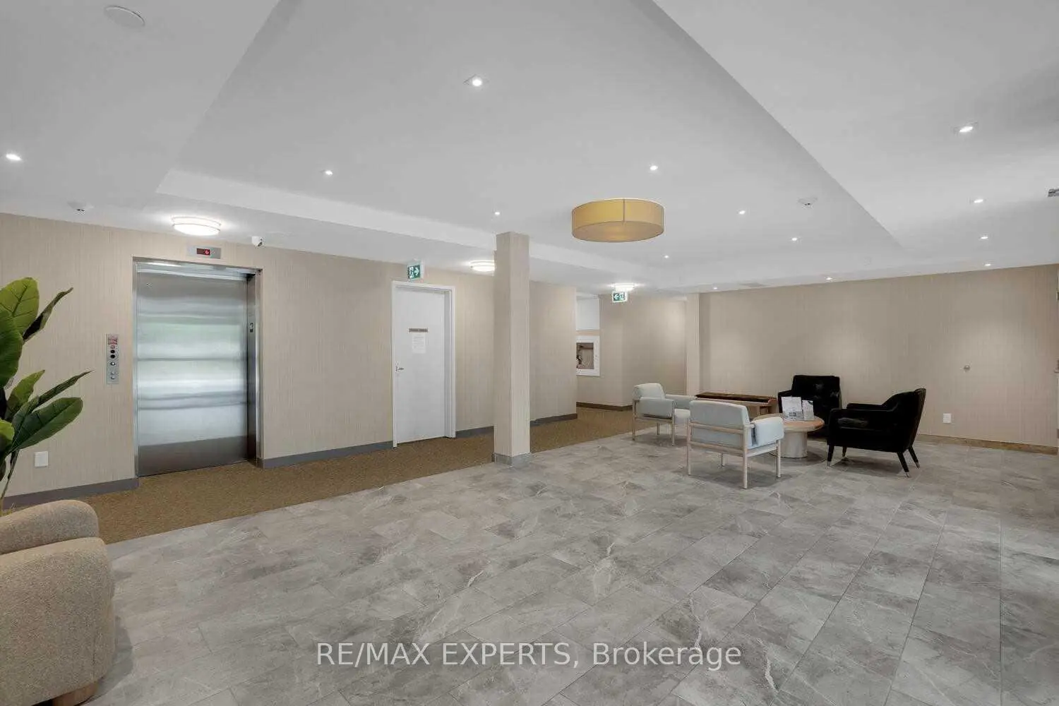 Additional image 15 of 1709 Bur Oak Avenue 309