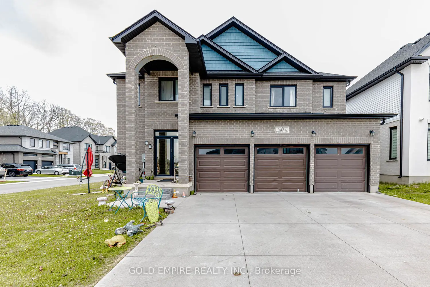 2424 Bakervilla Street