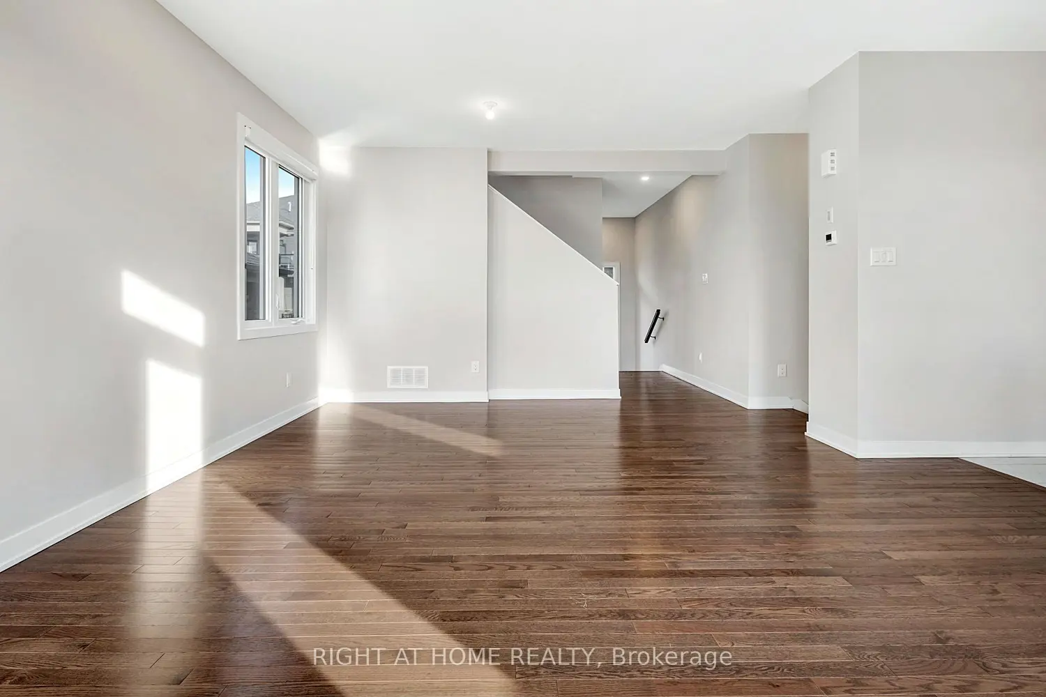 Additional image 5 of 106 Beebalm Crescent