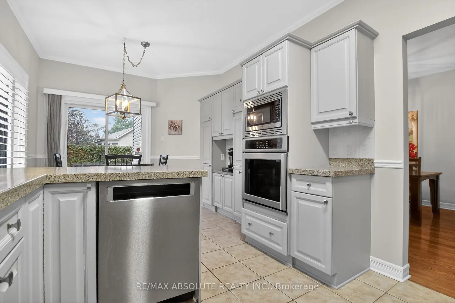 Additional image 6 of 19 Goldora Private