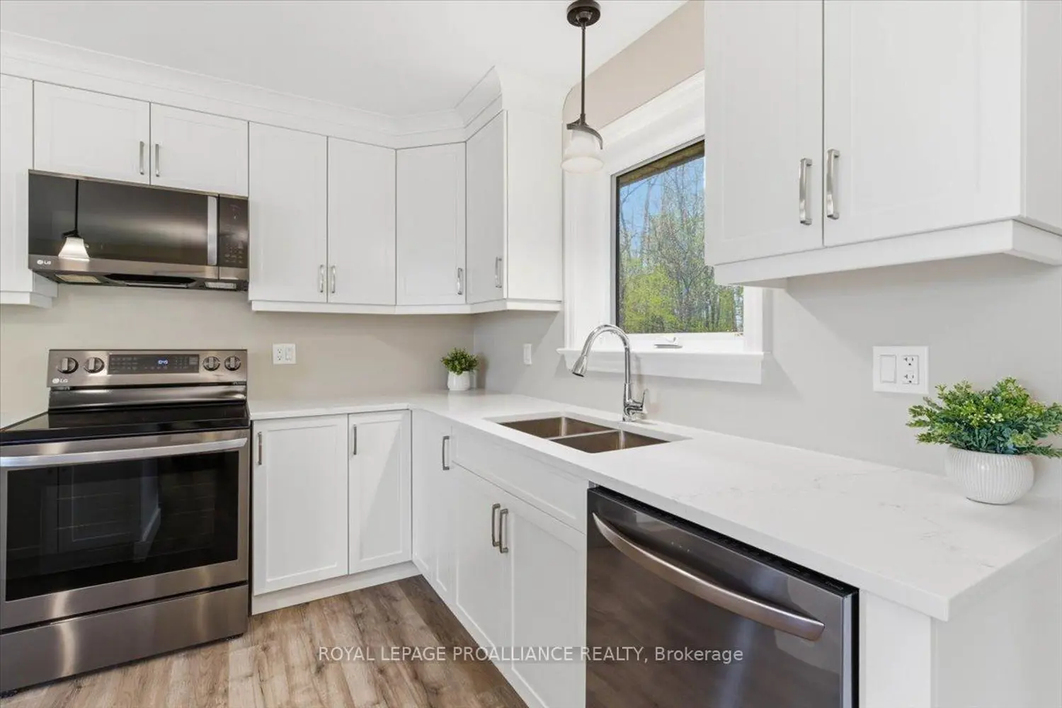 Additional image 7 of 70 Livingwood Crescent