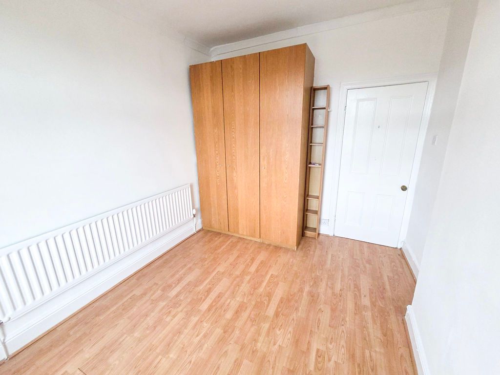 Additional image 10 of 3 bed terraced house to rentBroomfield Street, Caerphilly CF83