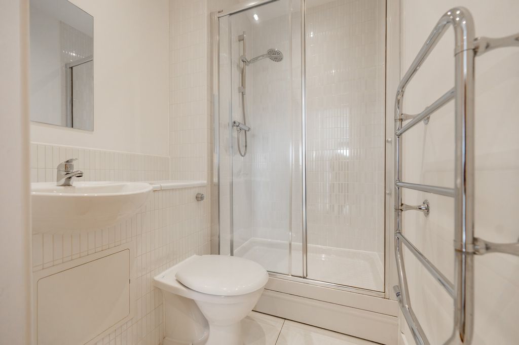 Additional image 7 of 2 bed flat to rent490 Argyle Street, Glasgow, Glasgow G2