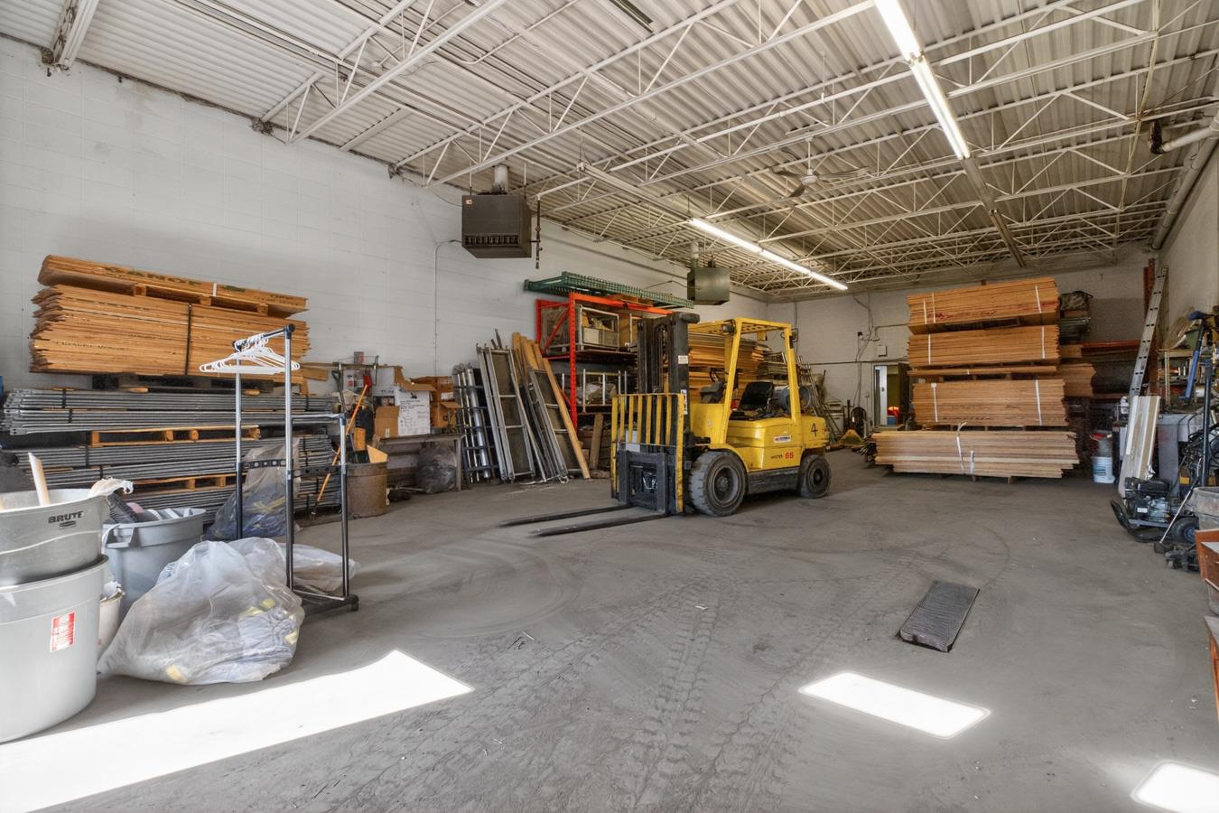 Additional image 3 of 12523 127 Street, Edmonton, AB, T5L1A3