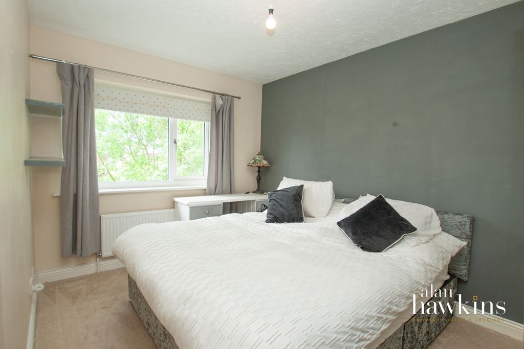 Additional image 13 of 4 bed detached house to rentOtter Way, Royal Wootton Bassett, Wiltshire SN4