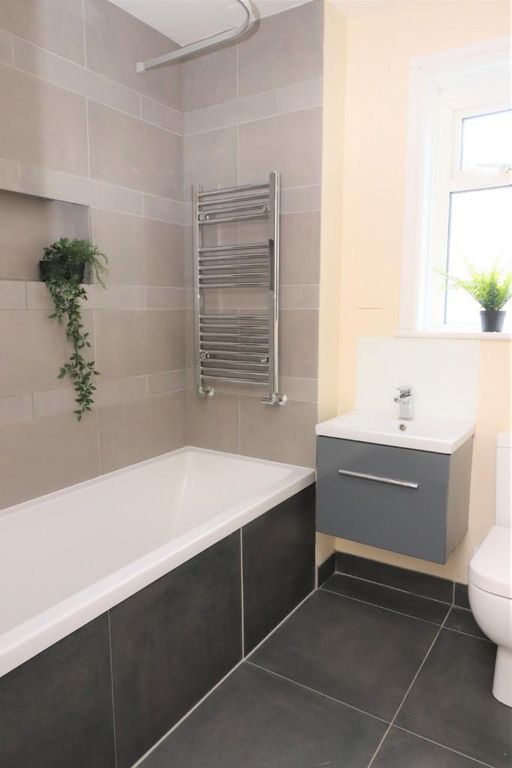 Additional image 2 of 3 bed flat to rentAlma Road, Southampton SO14
