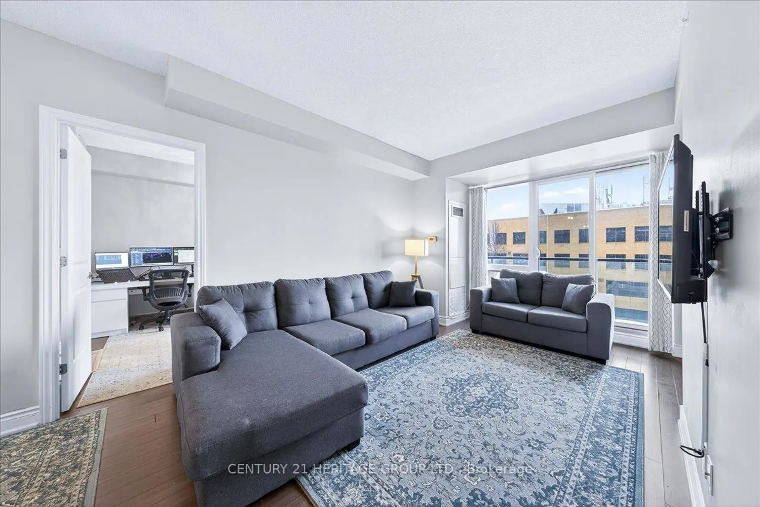 Additional image 10 of 9088 Yonge Street 510A