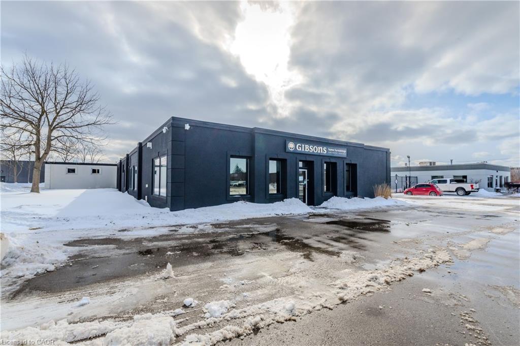 25 Northfield Drive W, Waterloo, ON, N2L 4E6