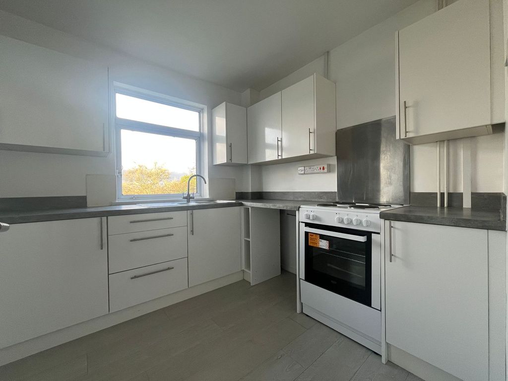 Additional image 5 of 2 bed flat to rentSickert Close, Newport NP19