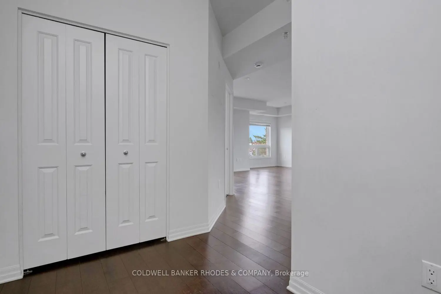 225 Winterfell Private 303 photo 5