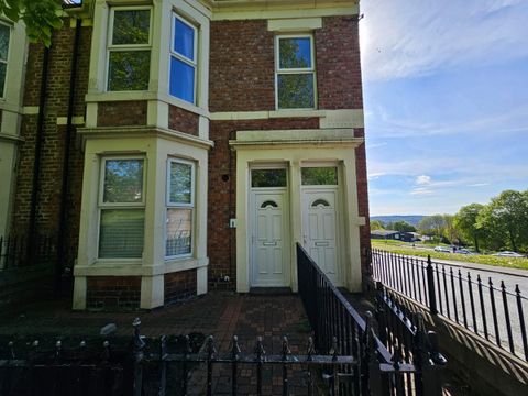 Hugh Gardens, Newcastle Upon Tyne, 8 NE4
