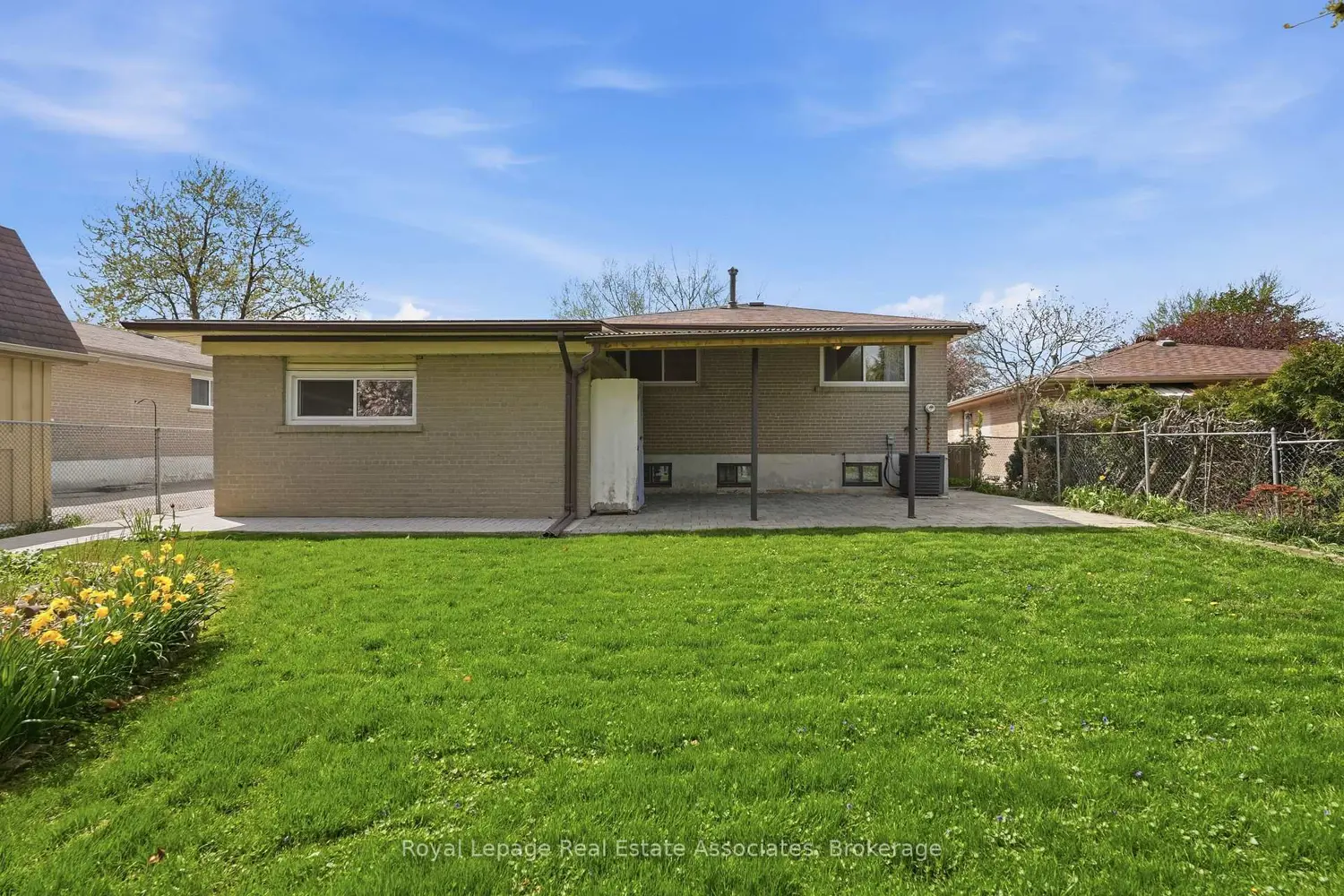 Additional image 19 of 13 Ferndale Crescent